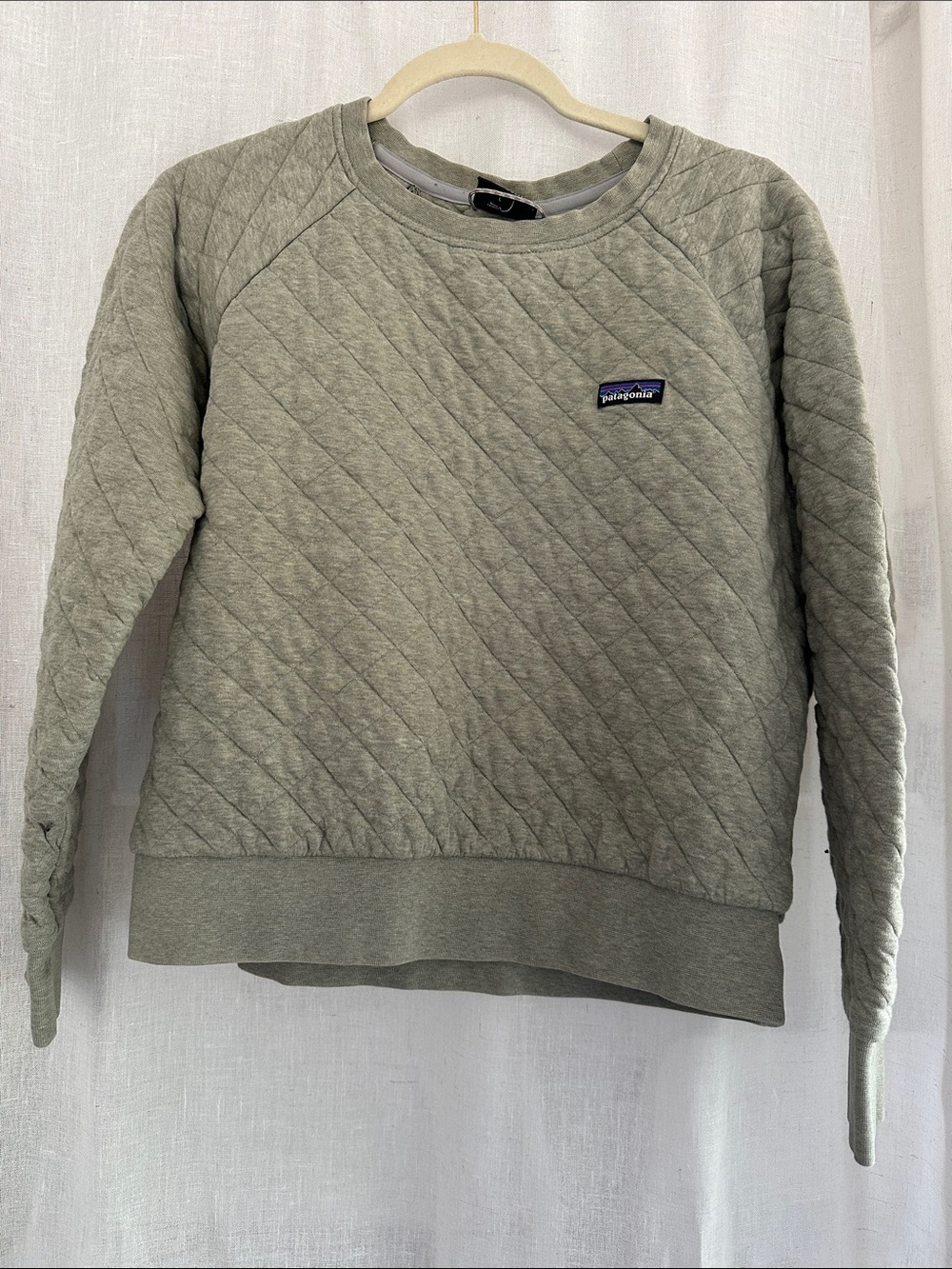 Patagonia Quilted Crewneck Sweatshirt in Olive